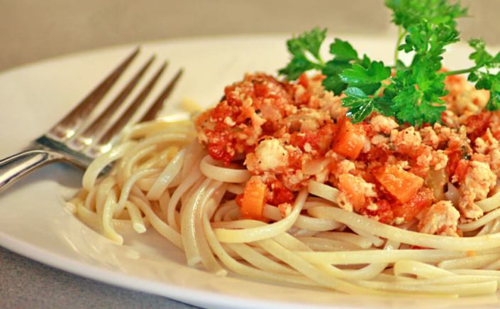 Spaghetti Bolognese with Chicken and&nbsp;Pancetta