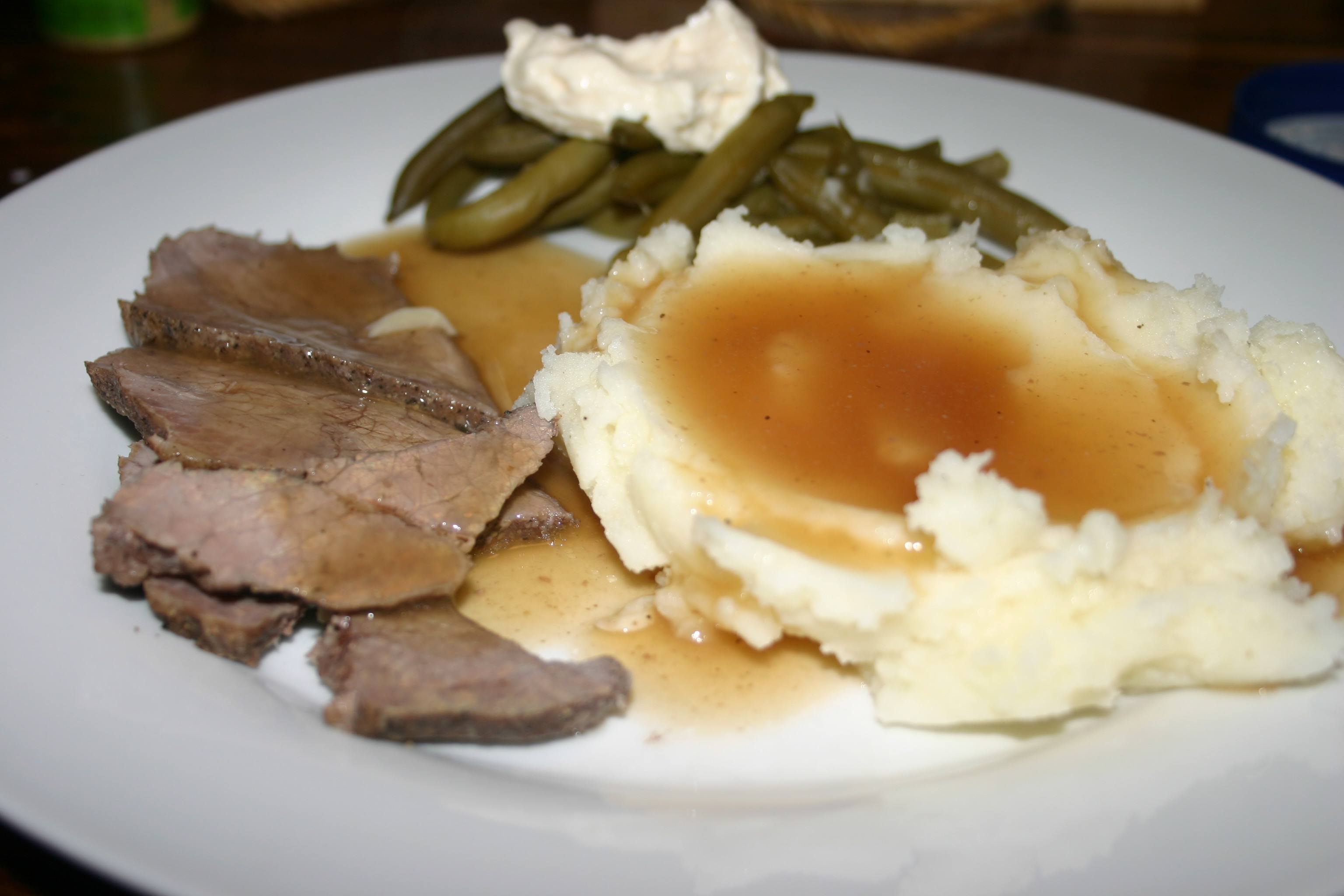 Eye of Round Garlic Roast (2)