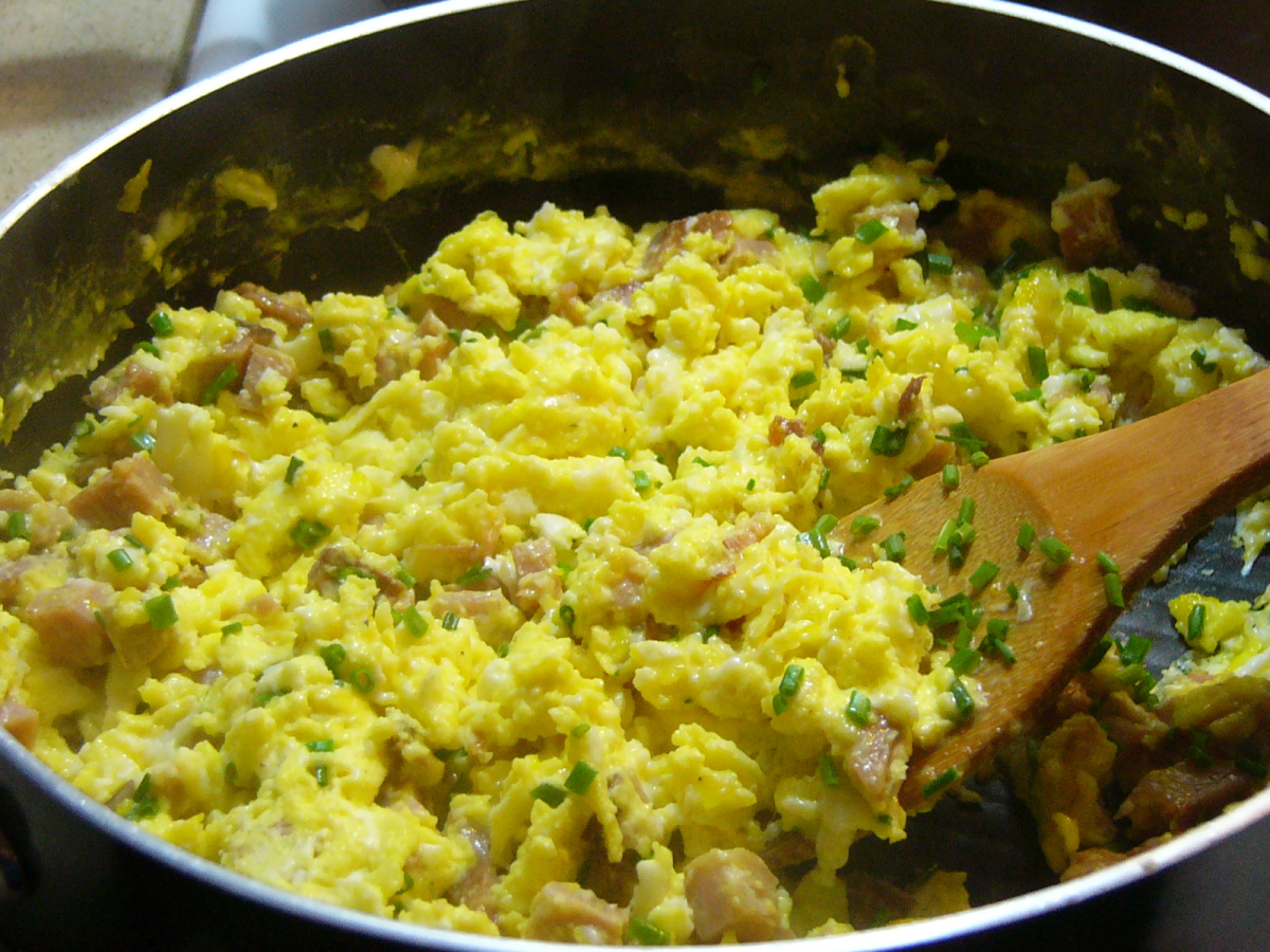 Sunday Morning Scrambled Eggs with Diced&nbsp;Ham