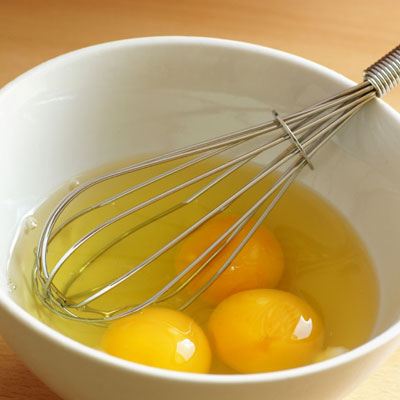 54f91b3ba08a1_-_whisking-eggs-xl