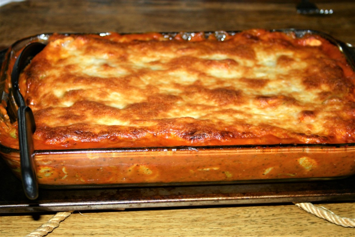 Cheesy Baked Tortellini&nbsp;Casserole
