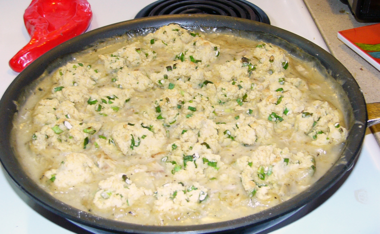 Kicking Salsa Verde Chicken with Cornbread&nbsp;Puffs