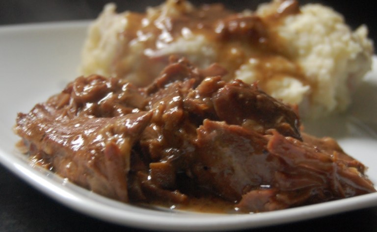 Crock Pot Chuck Roast with Brown&nbsp;Gravy