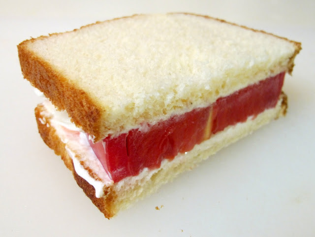 Southern-Tomato-Sandwich-640x481