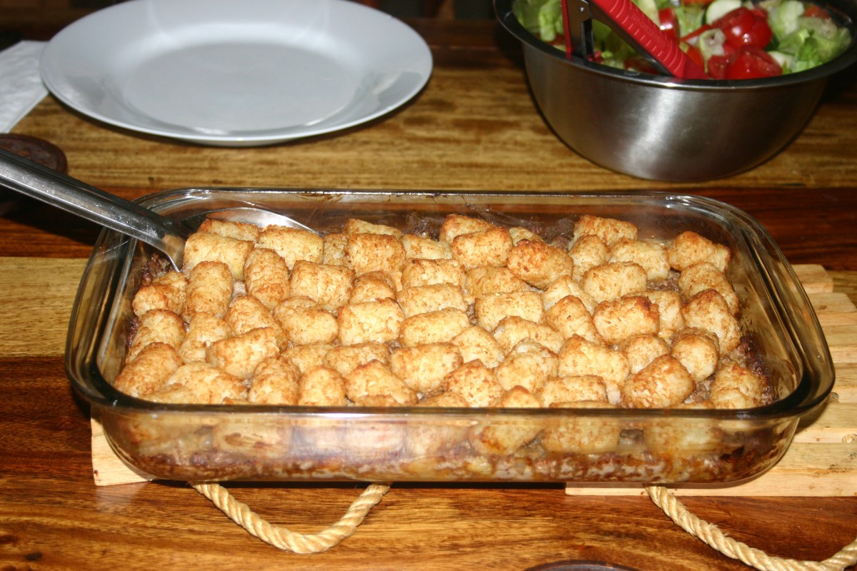 Super Easy Tater Tot&nbsp;Casserole