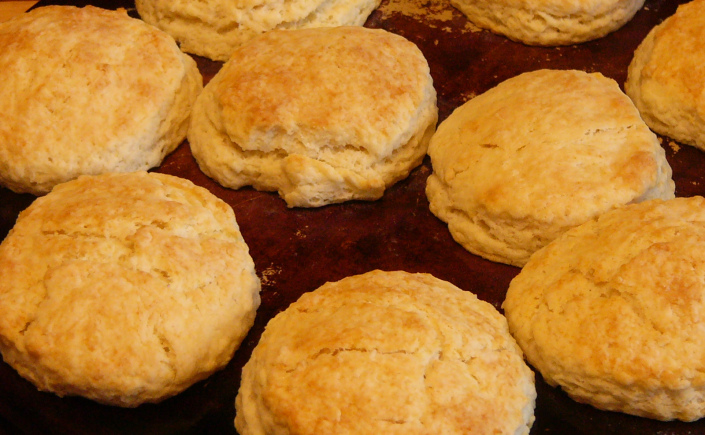 Farmhouse Buttermilk Biscuits