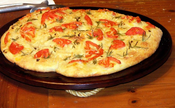 Italian Garlic Focaccia with Rosemary and Roma&nbsp;Tomatoes
