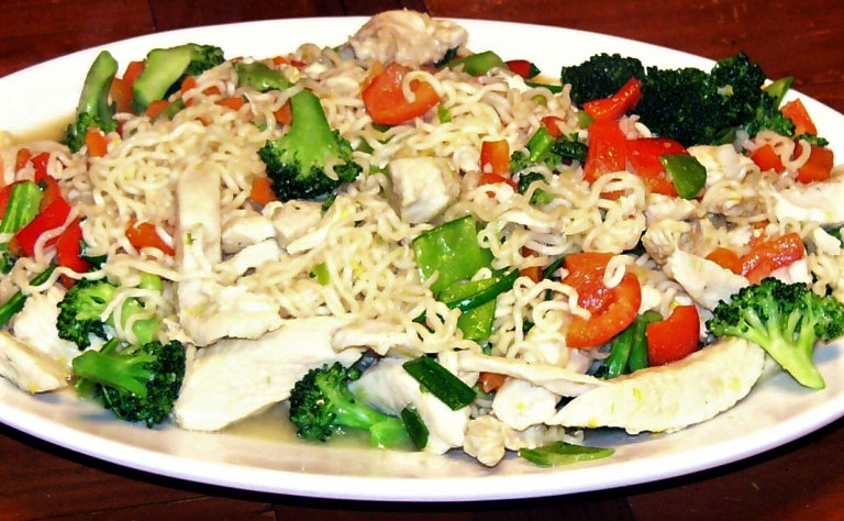 Lemon Chicken Stir-Fry with Ramen&nbsp;Noodles