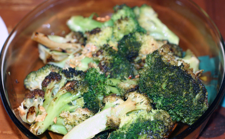 Pan-Roasted Broccoli with&nbsp;Garlic