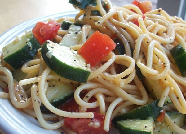 California Spaghetti Pasta Salad with Italian&nbsp;Dressing