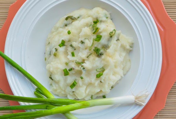 Buttermilk Garlic Mashed Potatoes Are So&nbsp;Good!