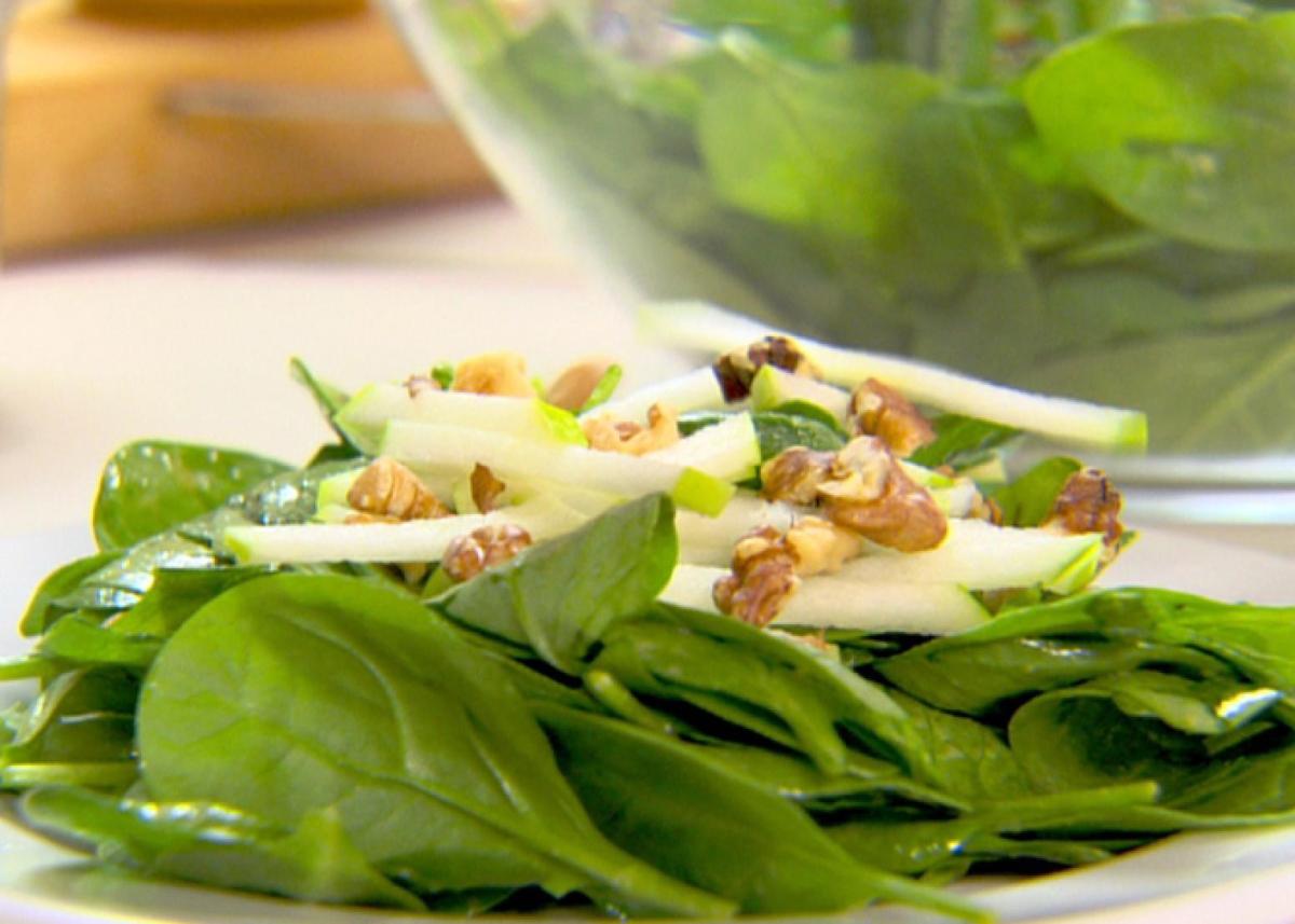 Spinach and Green Apple Matchstick&nbsp;Salad