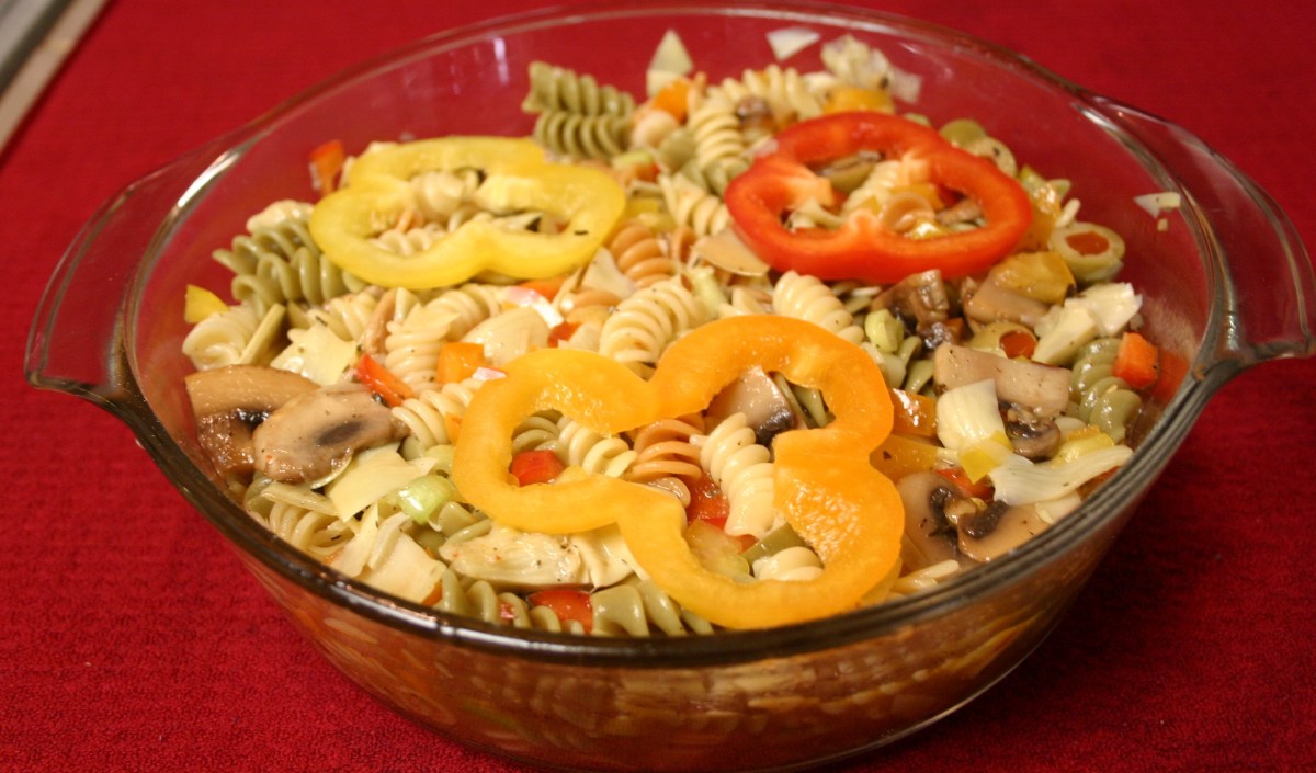 Marinated Mushrooms and Colorful Pasta&nbsp;Salad