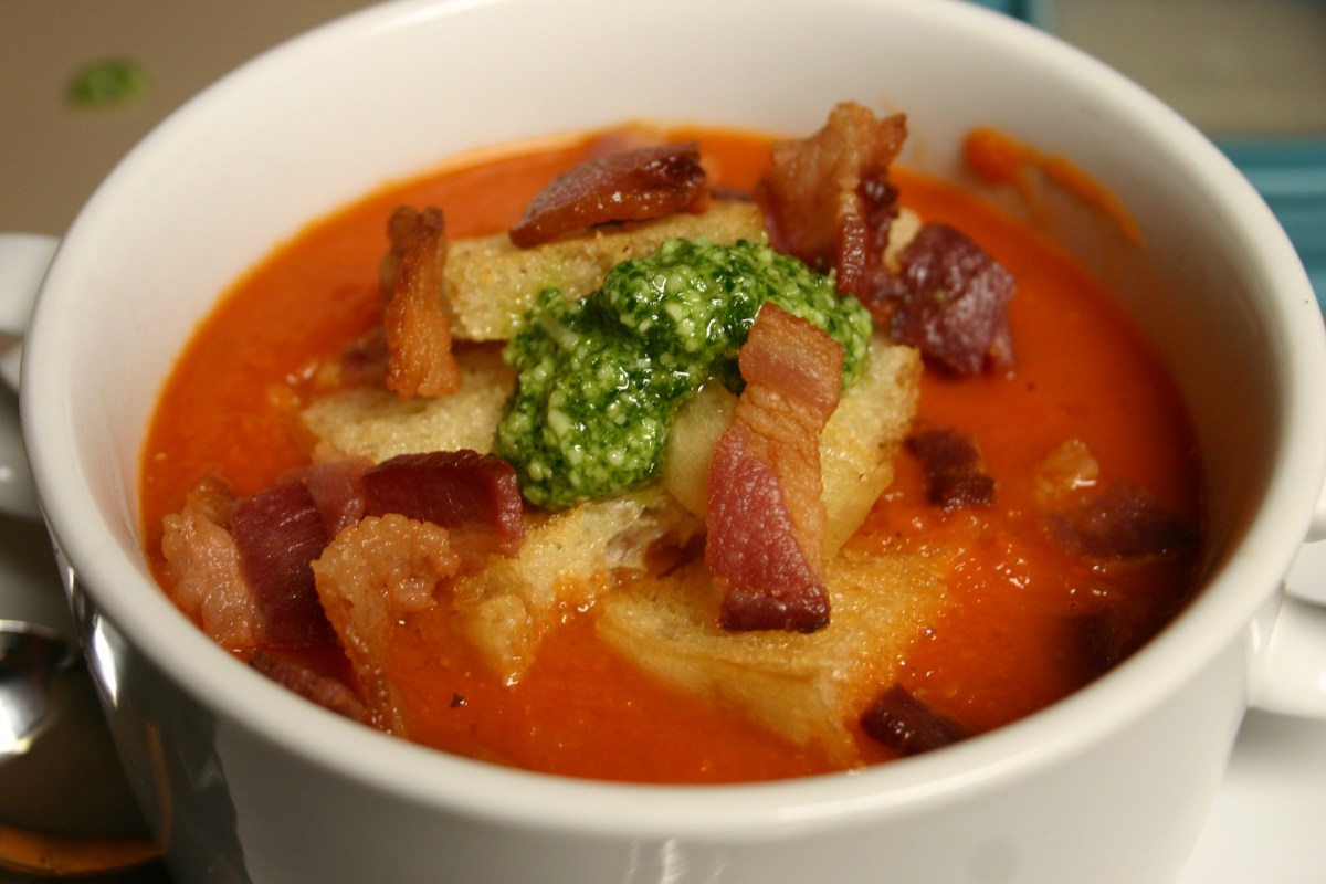 BLT Soup with Sourdough Croutons and Arugula&nbsp;Pesto