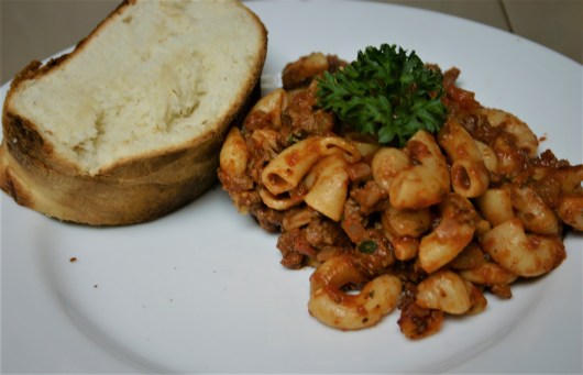 Cannon Simple Ground Beef Goulash (7)