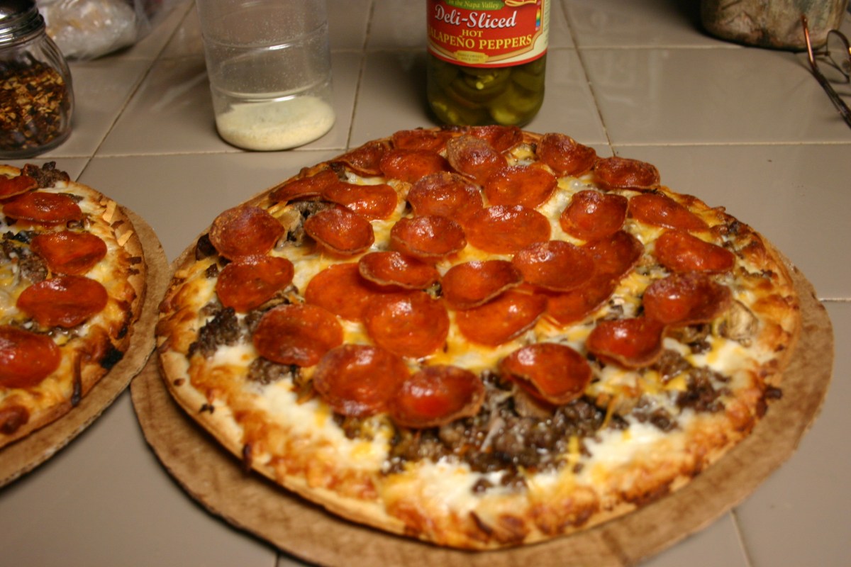 Cheating Meat Lovers Cheesy&nbsp;Pizza