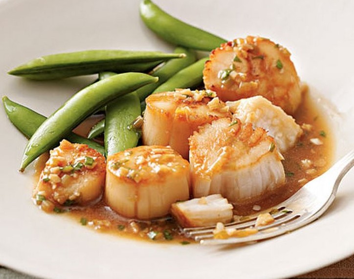 Pan Seared Scallops With Sesame&nbsp;Sauce