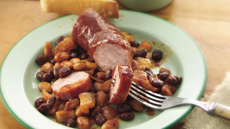 Slow-Cooker Barbecued Beans with Sausage&nbsp;Ring