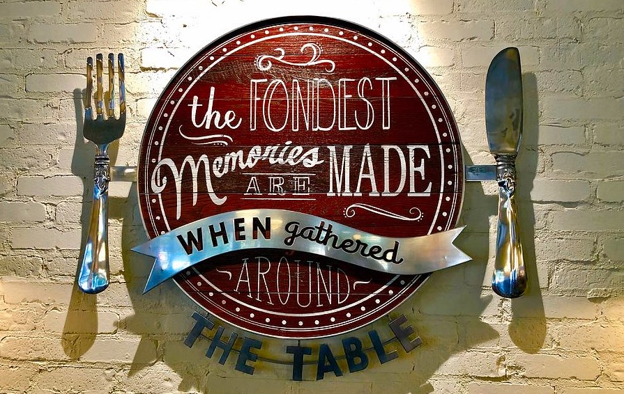 Dine with a&nbsp;Friend