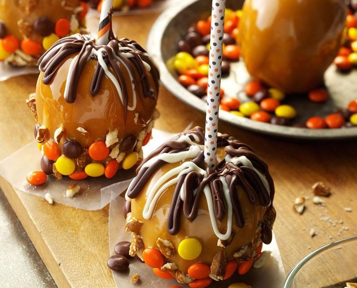 Boo – It’s National Caramel Apple&nbsp;Day!