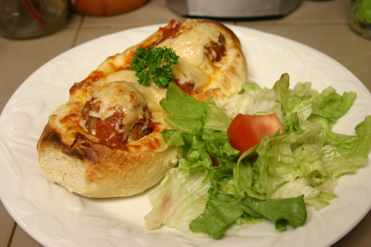 Brown Bag it Day, Wine and Meatball&nbsp;Boats