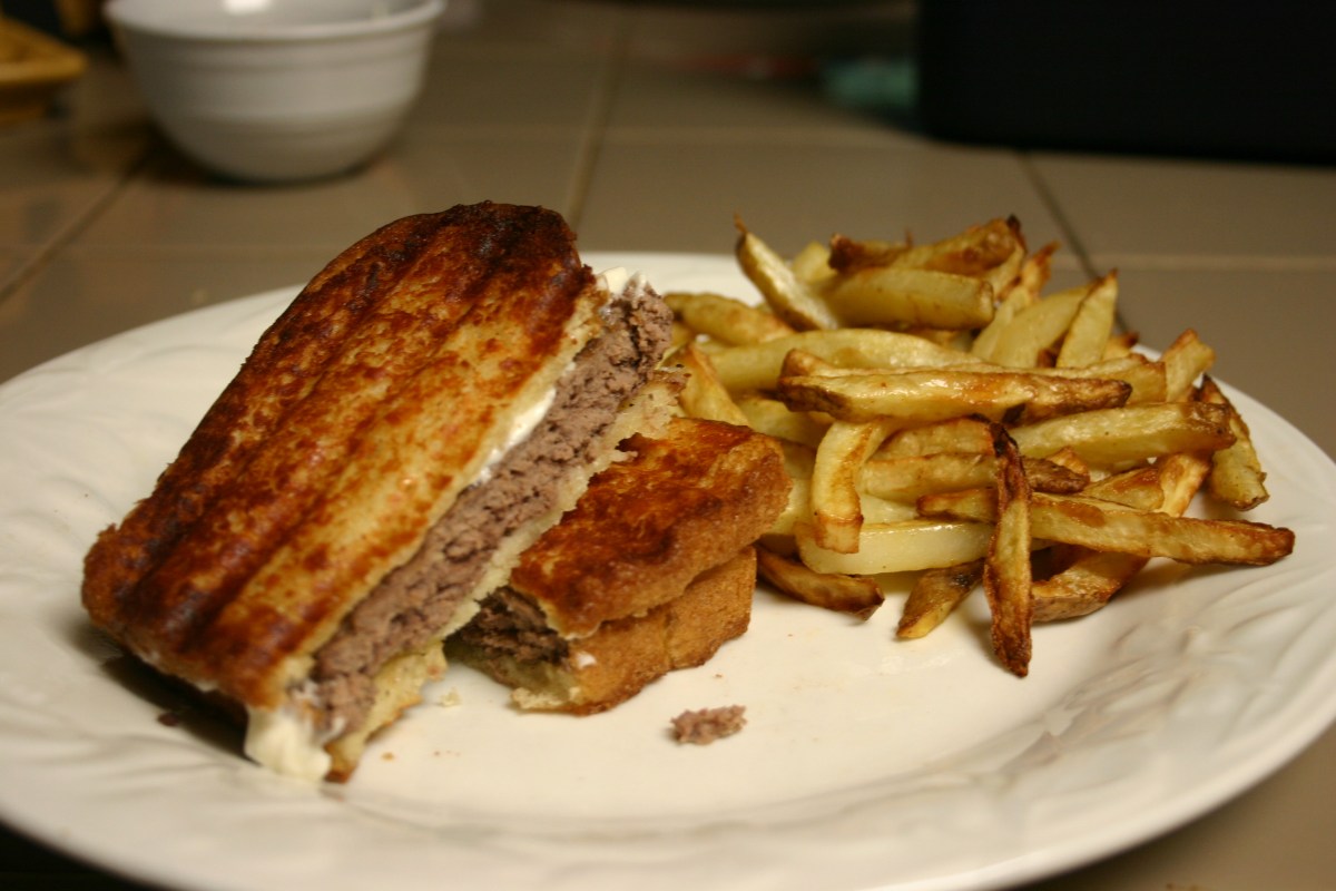 Keeping Life Simple with Panini&nbsp;Burger